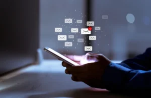 Dashboard de email marketing métricas y elementos de personalización.